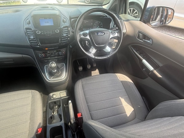 Used Ford Grand Tourneo Connect 2020 for sale - 76105395: Photo 10
