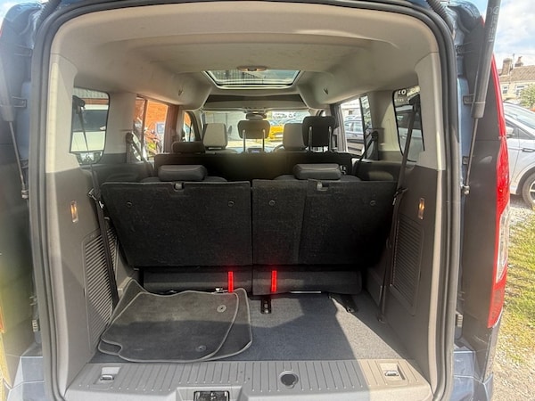 Used Ford Grand Tourneo Connect 2020 for sale - 76105395: Photo 16