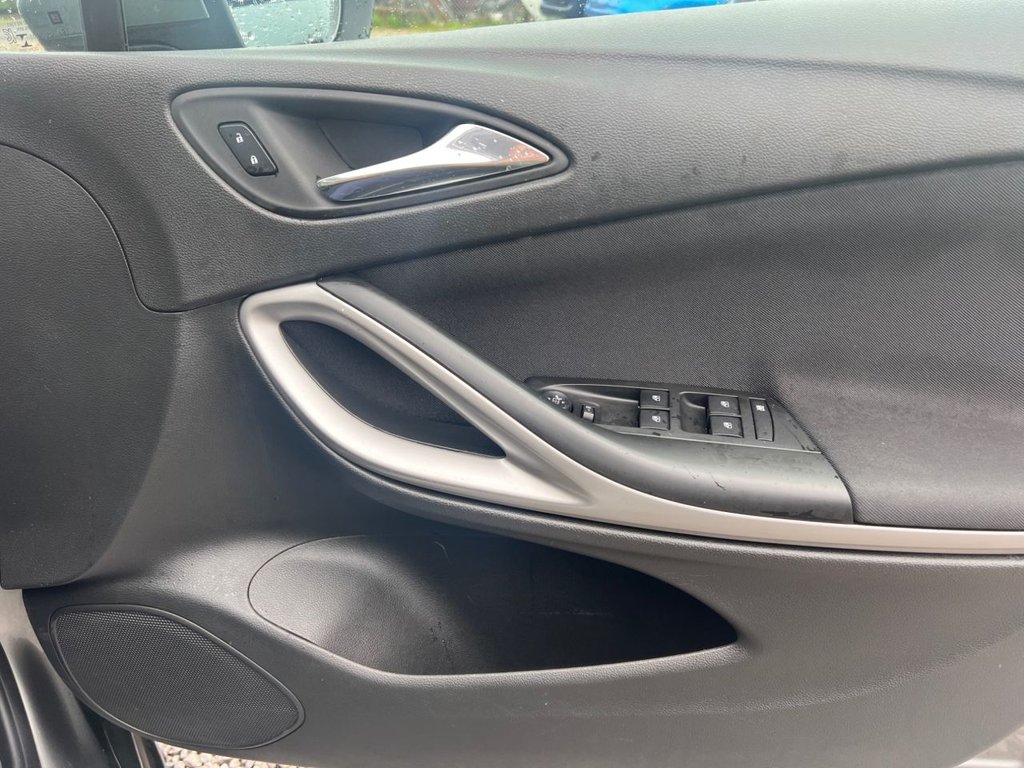 Used Vauxhall Astra 2018 for sale - 78134516: Photo 28