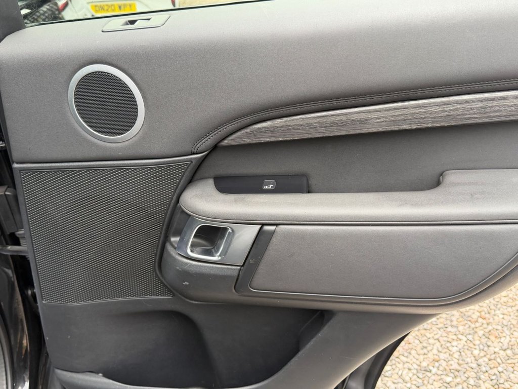 Used Land Rover Discovery 2019 for sale - 77835268: Photo 43