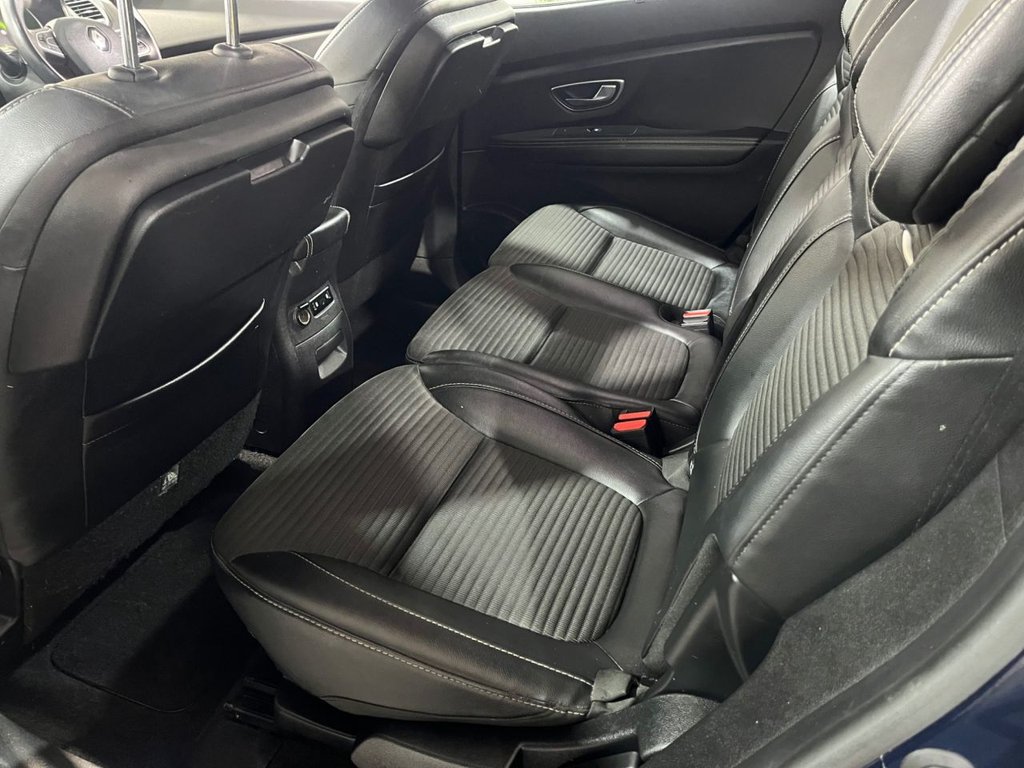Used Renault Grand Scenic 2017 for sale - 77673452: Photo 17