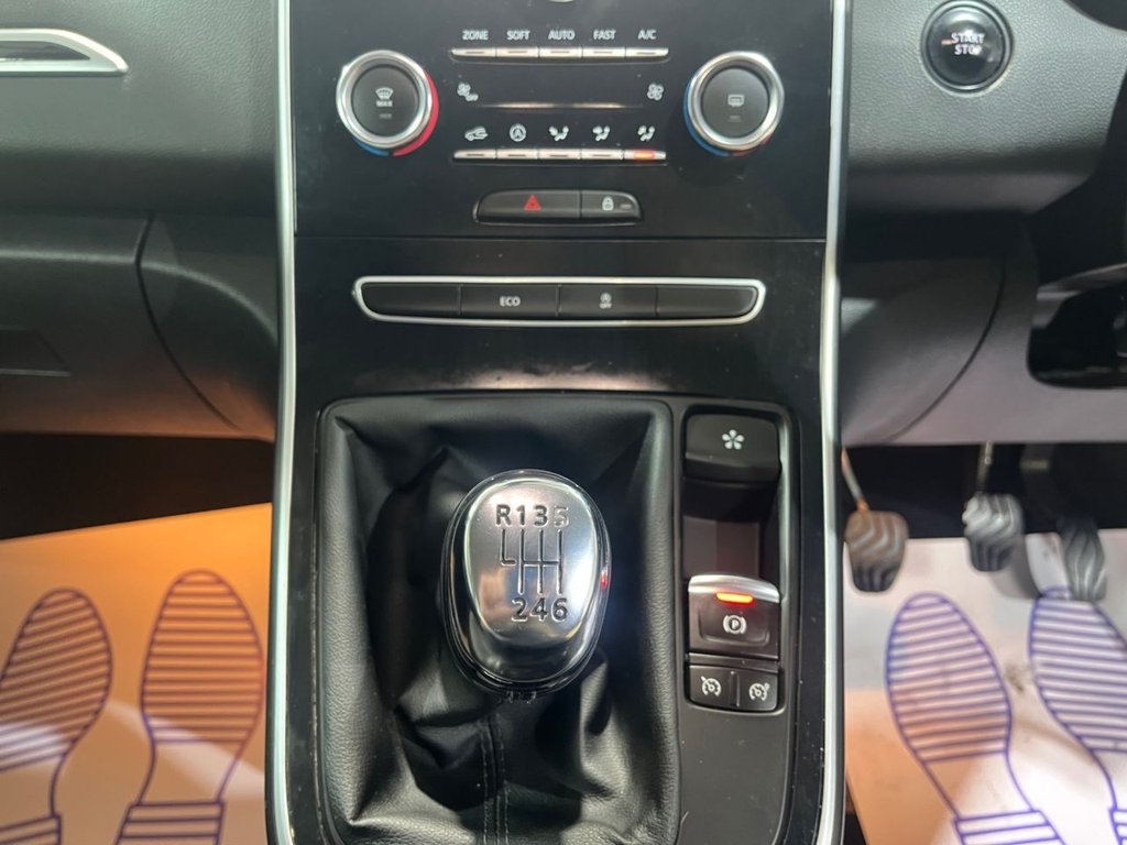 Used Renault Grand Scenic 2017 for sale - 77673452: Photo 21