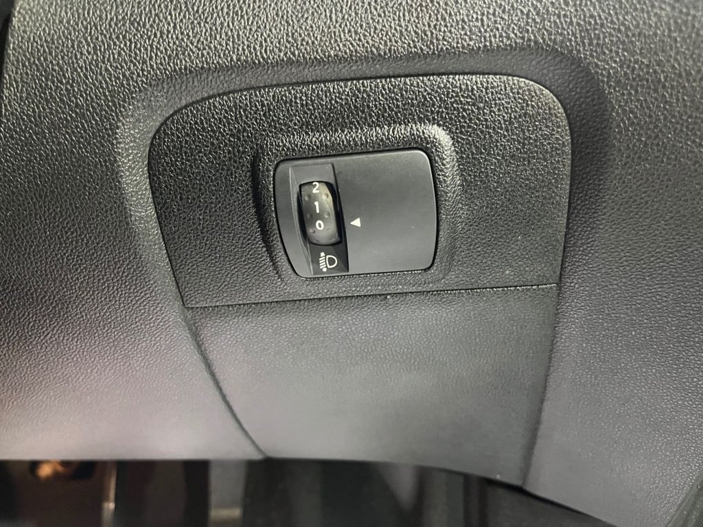 Used Renault Grand Scenic 2017 for sale - 77673452: Photo 25