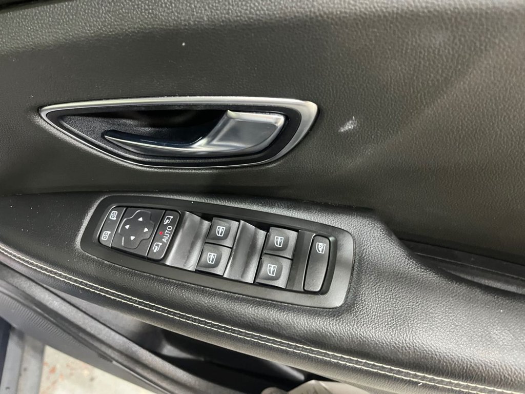 Used Renault Grand Scenic 2017 for sale - 77673452: Photo 31