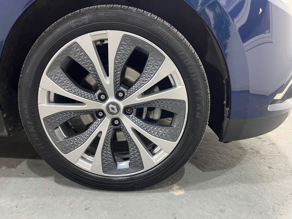 Used Renault Grand Scenic 2017 for sale - 77673452: Photo 38