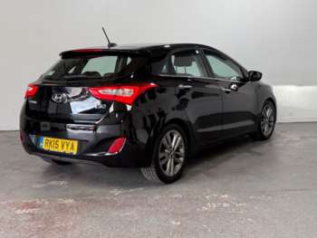 Used Hyundai i30 2015 for sale - 75042524: Photo