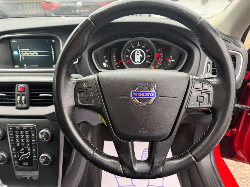 Used Volvo V40 2015 for sale - 77904764: Photo 13
