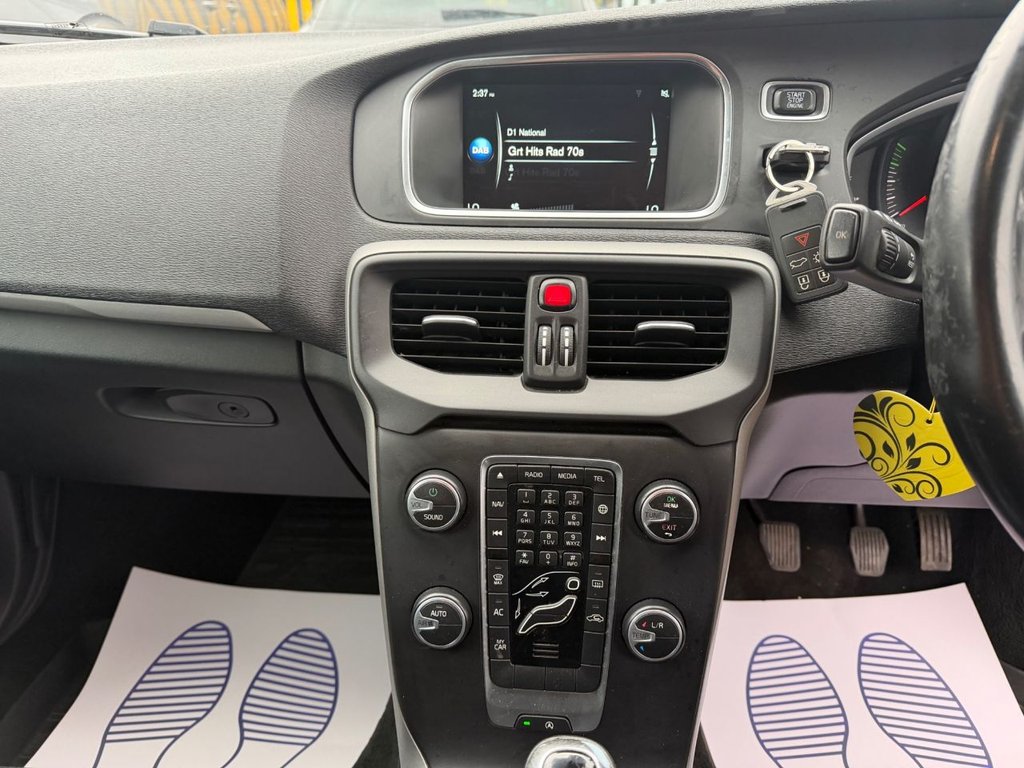 Used Volvo V40 2015 for sale - 77904764: Photo 24