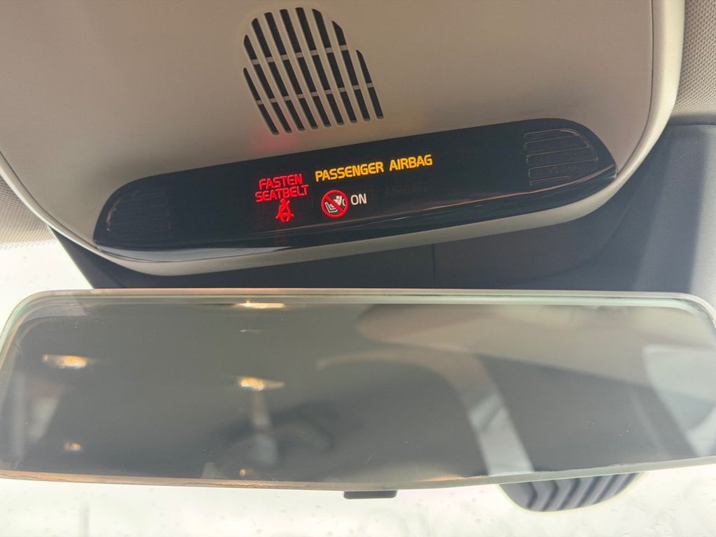 Used Volvo V40 2015 for sale - 77904764: Photo 38