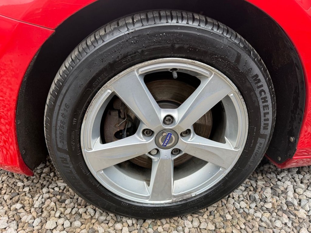 Used Volvo V40 2015 for sale - 77904764: Photo 50