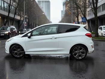 Used Ford Fiesta 2018 for sale - 78749420: Photo
