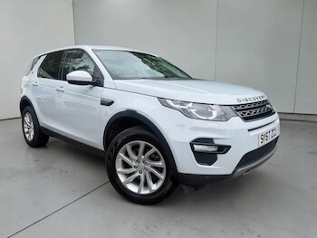 Used Land Rover Discovery Sport 2017 for sale - 78631752: Photo