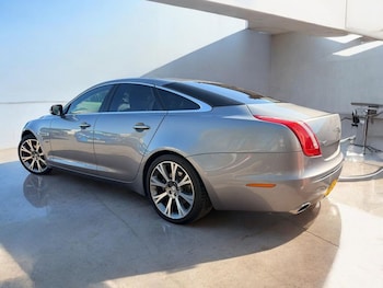 Used Jaguar XJ 2010 for sale - 78449567: Photo