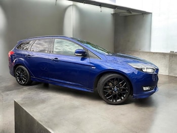 Used Ford Focus 2017 for sale - 78515104: Photo