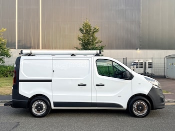 Used Vauxhall Vivaro 2017 for sale - 79483557: Photo
