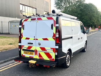 Used Vauxhall Vivaro 2017 for sale - 79483557: Photo