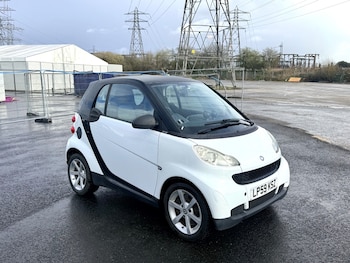 smart fortwo feature image