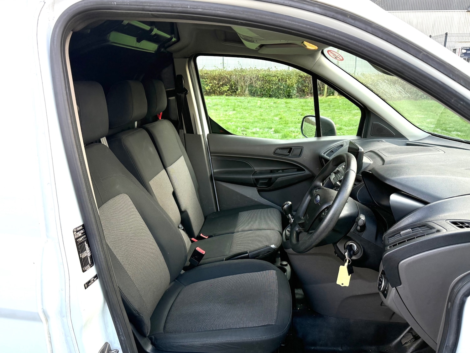 Used Ford Transit Connect 2020 for sale - 76652296: Photo 11