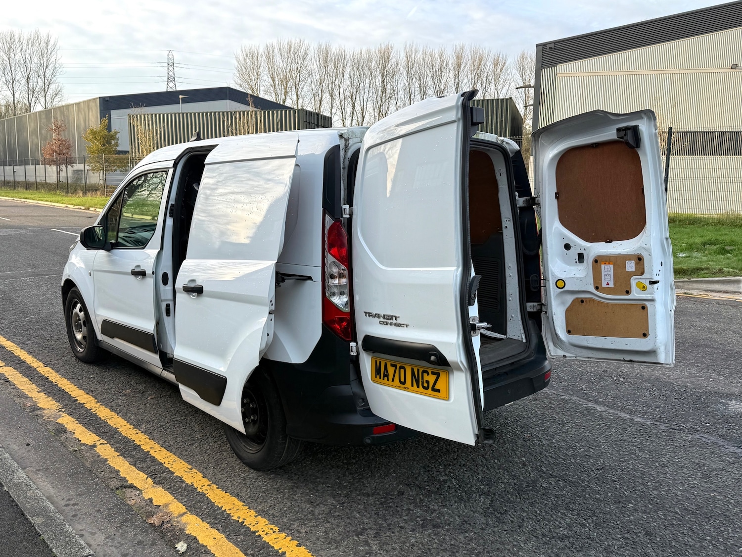 Used Ford Transit Connect 2020 for sale - 76652296: Photo 17