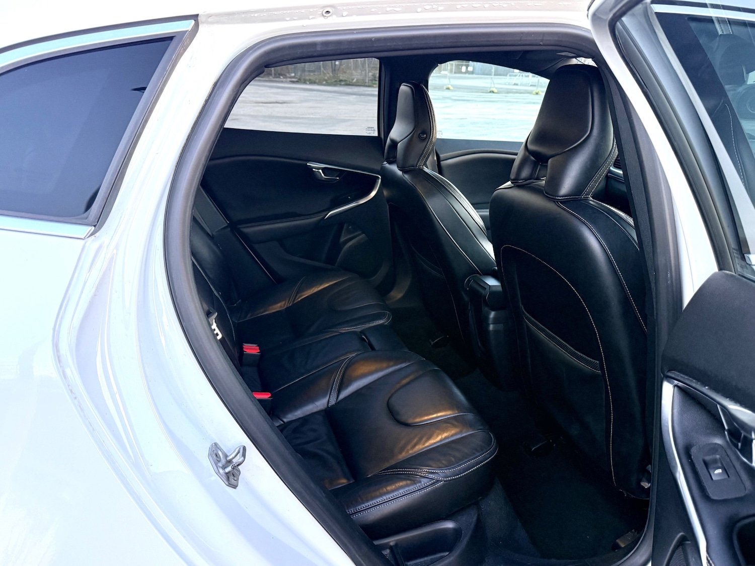 Used Volvo V40 2013 for sale - 77921087: Photo 11