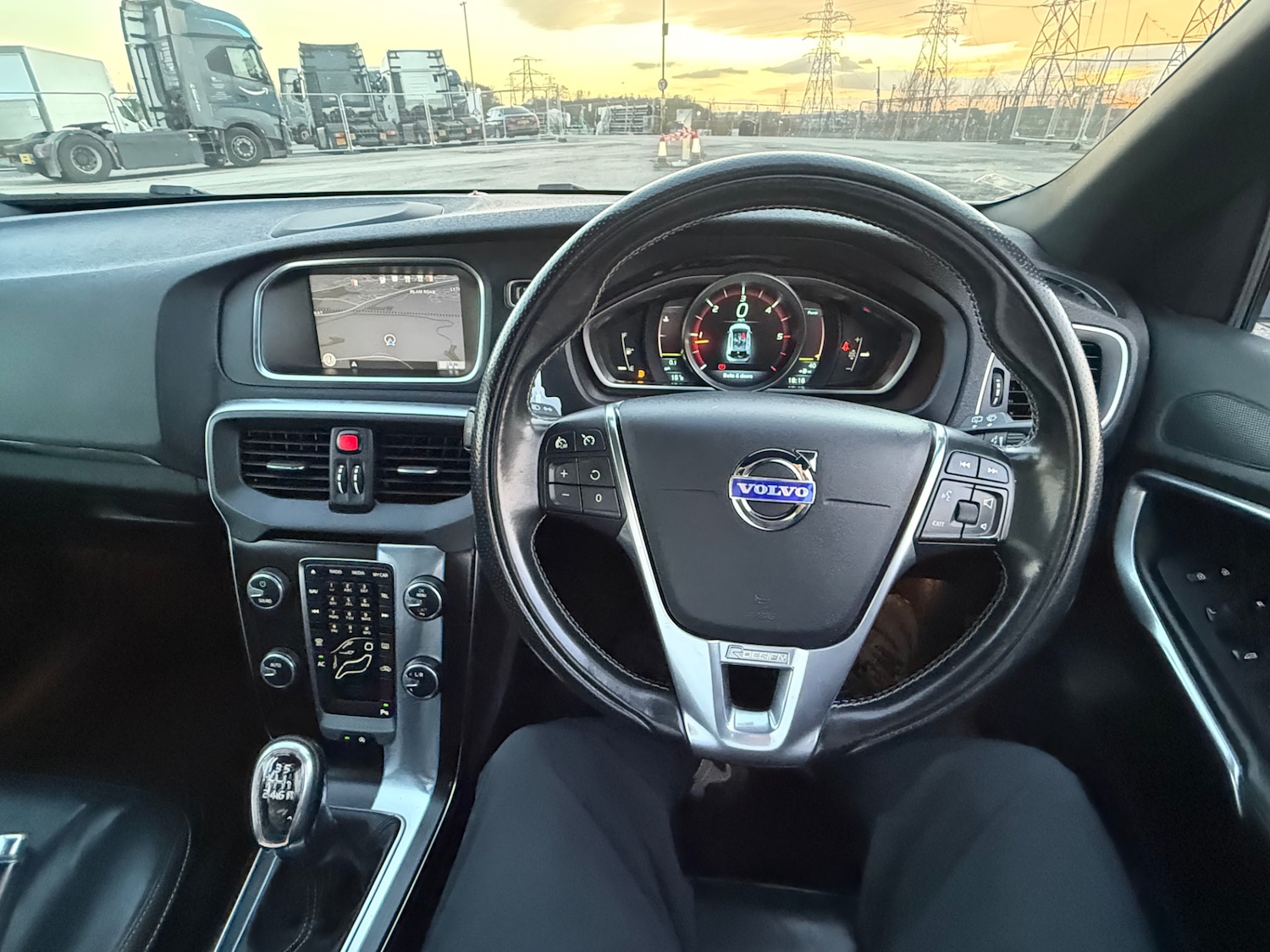 Used Volvo V40 2013 for sale - 77921087: Photo 18