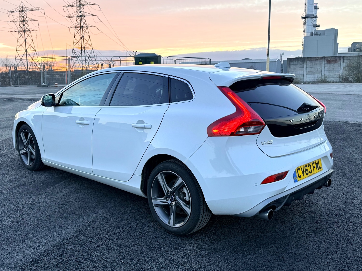 Used Volvo V40 2013 for sale - 77921087: Photo 7