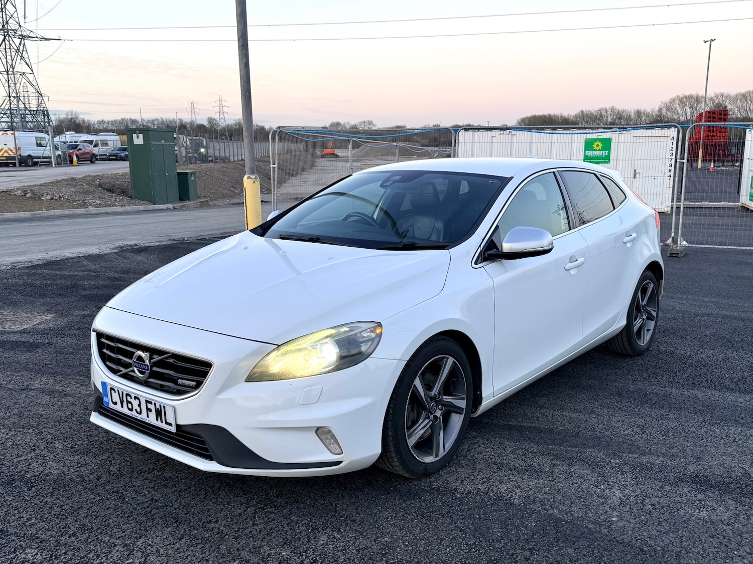 Used Volvo V40 2013 for sale - 77921087: Photo 9