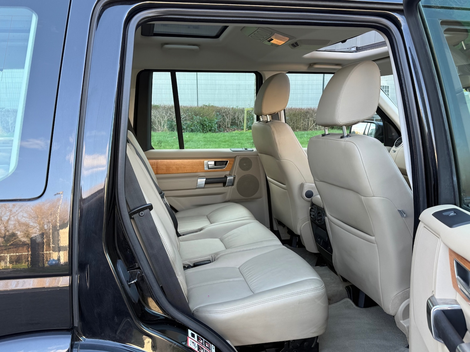 Used Land Rover Discovery 2012 for sale - 77045793: Photo 10