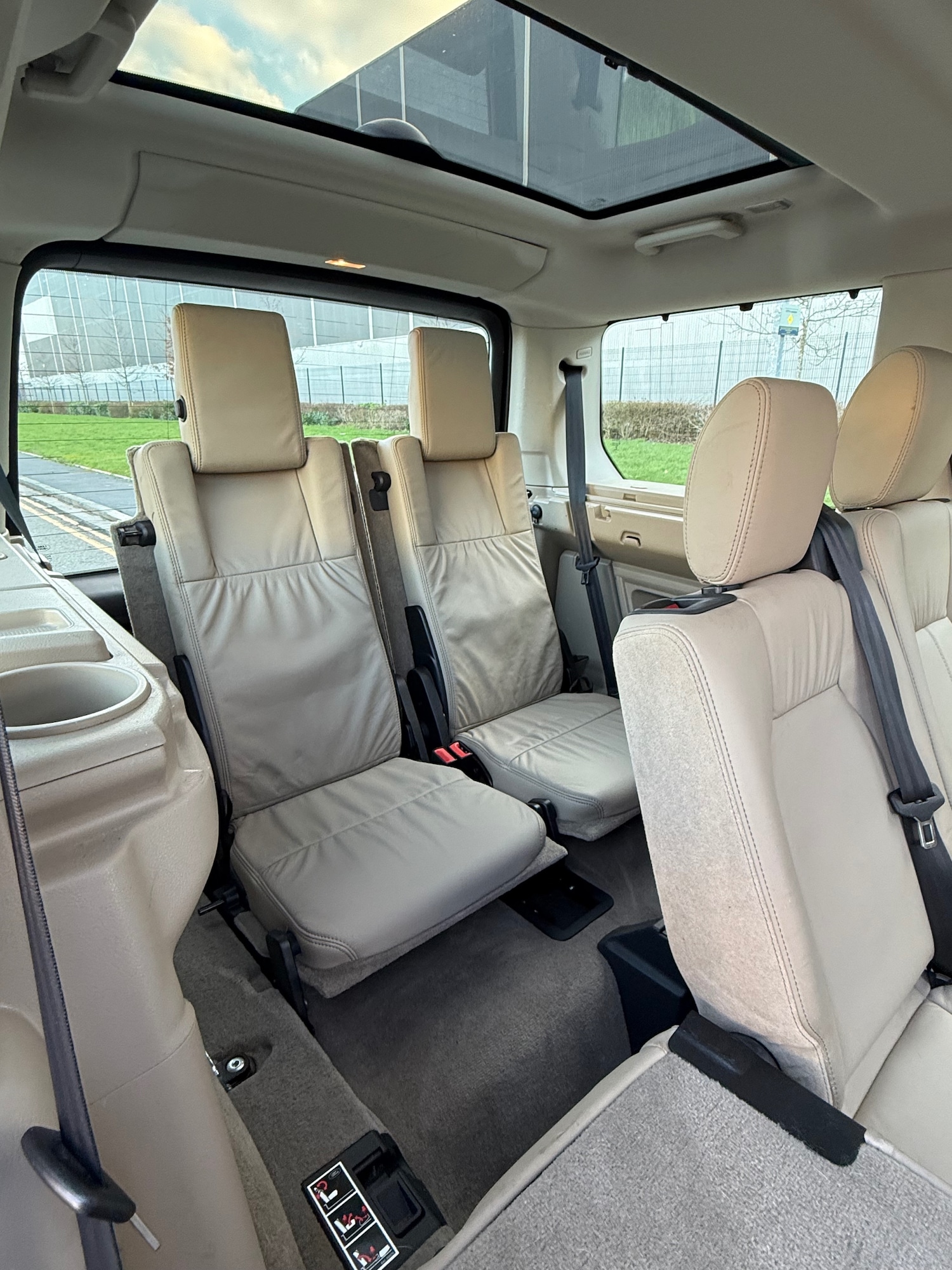 Used Land Rover Discovery 2012 for sale - 77045793: Photo 13