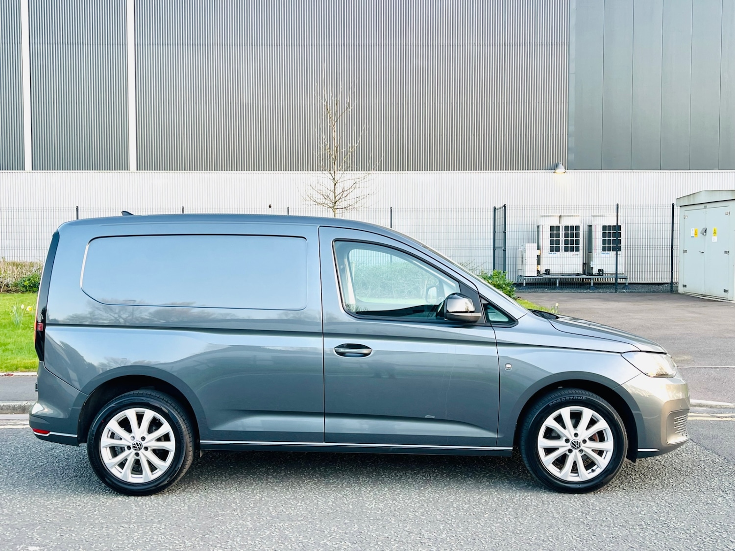 Used Volkswagen Caddy 2022 for sale - 74239991: Photo 2