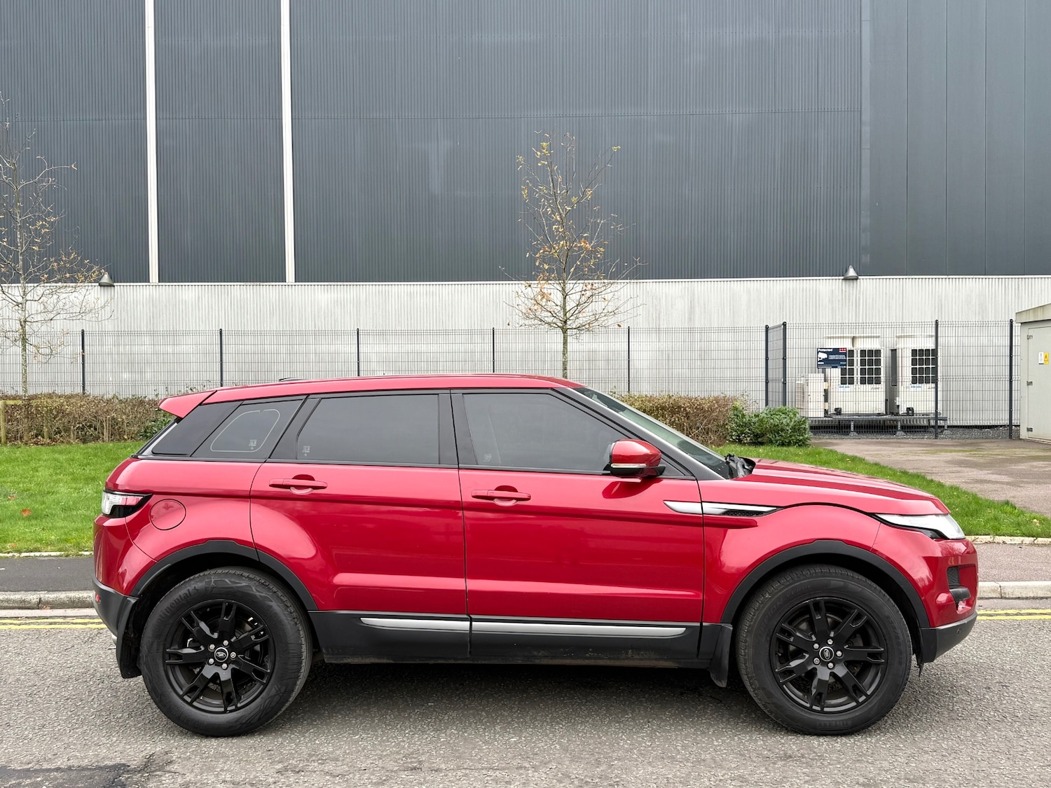 Used Land Rover Range Rover Evoque 2013 for sale - 76709839: Photo 2