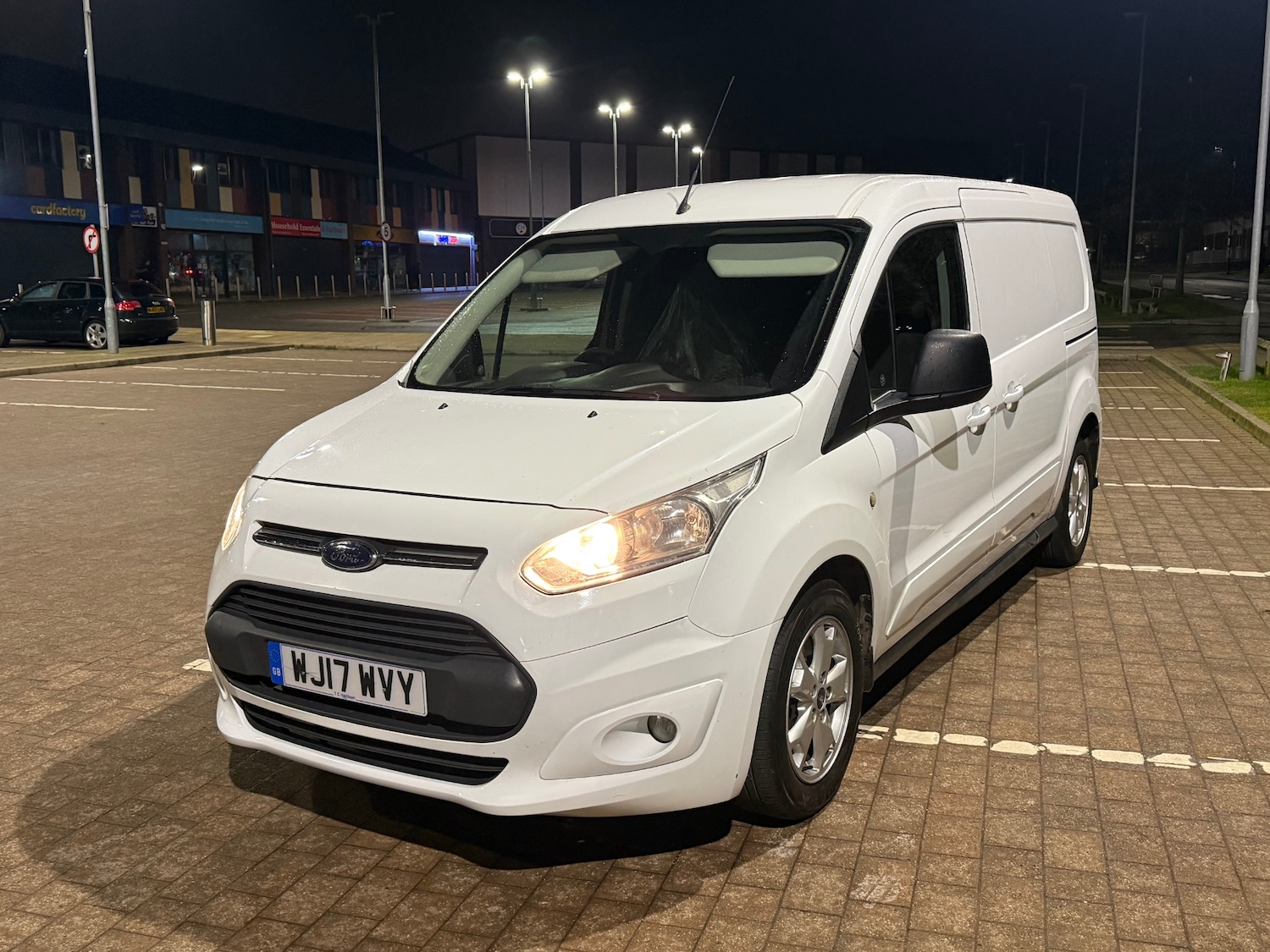 Used Ford Transit Connect 2017 for sale - 77385379: Photo 7