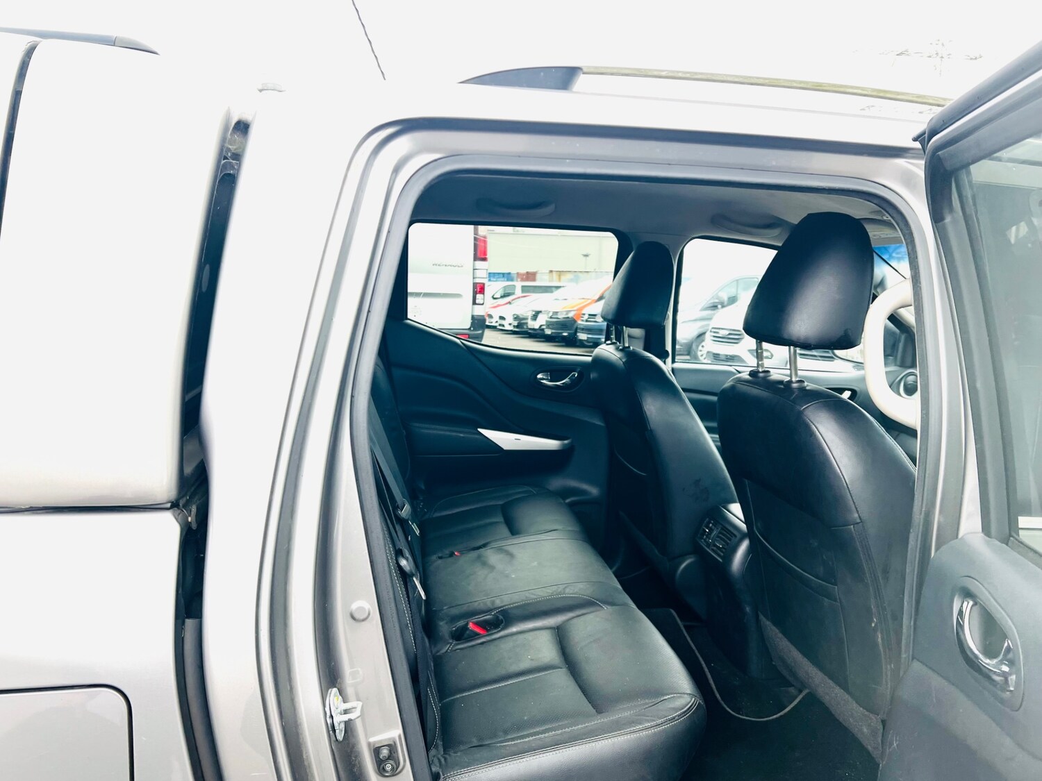 Used Nissan Navara 2017 for sale - 72515755: Photo 13