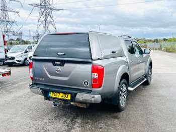 Used Nissan Navara 2017 for sale - 72515755: Photo