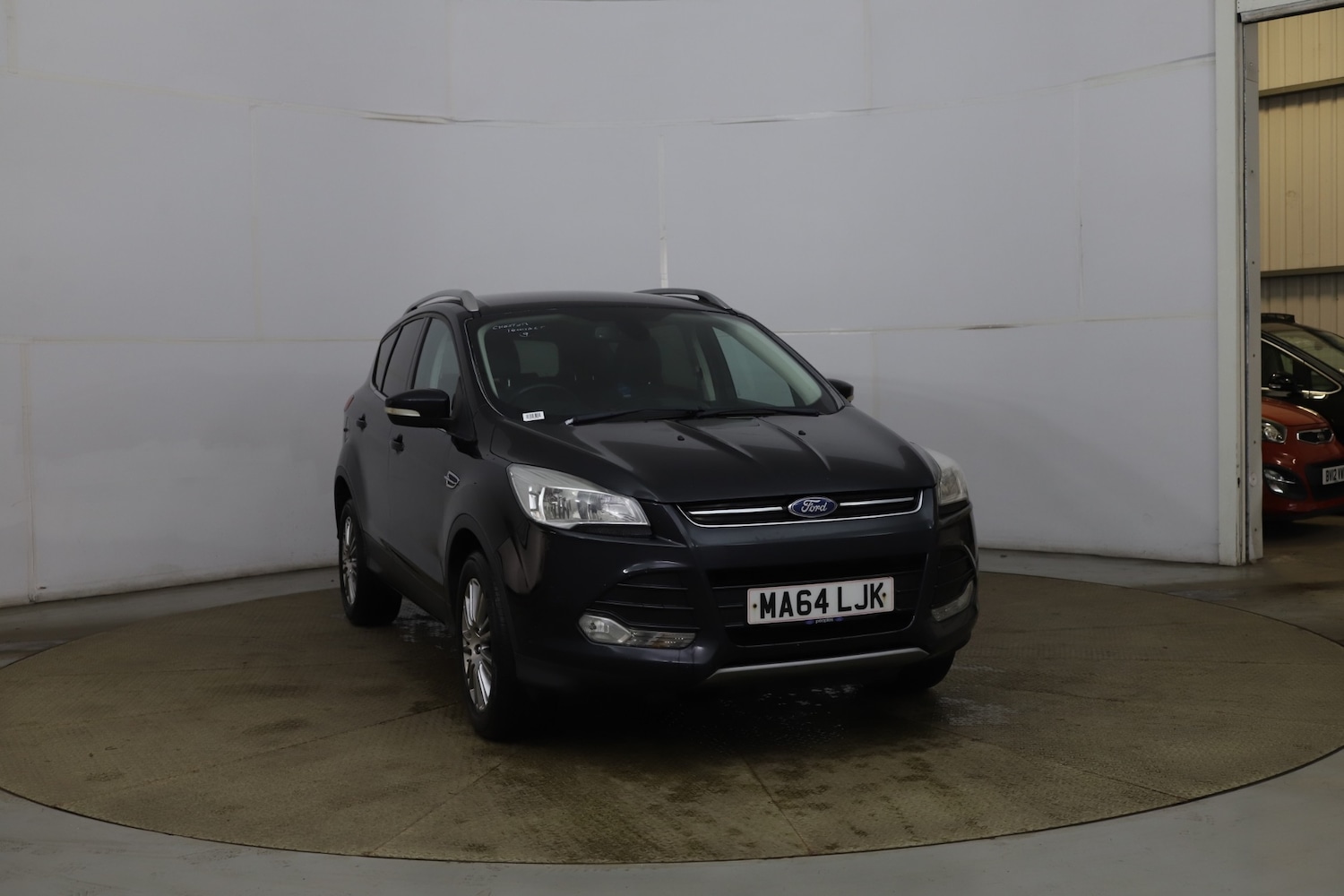 Used Ford Kuga 2014 for sale - 77349713: Photo 2