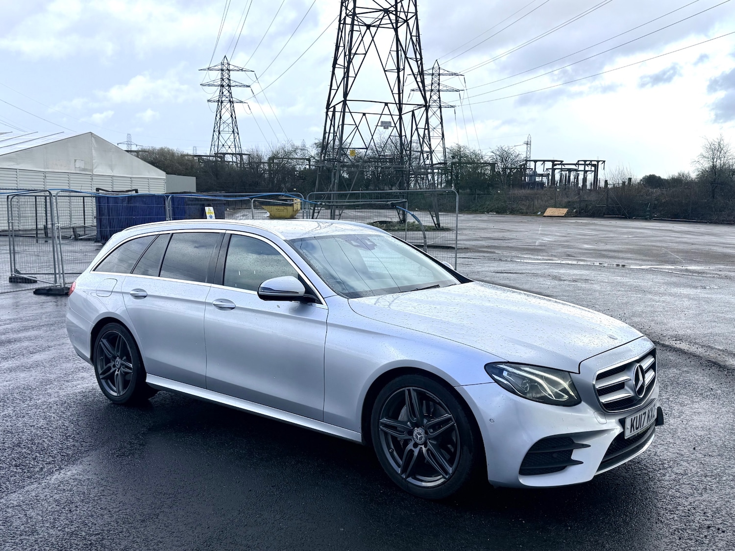 Used Mercedes-Benz E Class 2017 for sale - 78016336: Photo 2