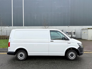 Used Volkswagen Transporter 2019 for sale - 76961515: Photo