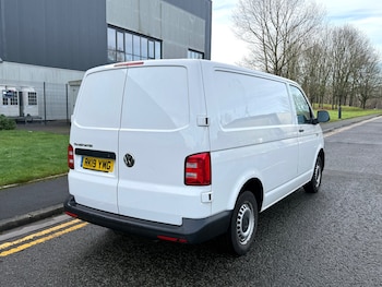 Used Volkswagen Transporter 2019 for sale - 76961515: Photo