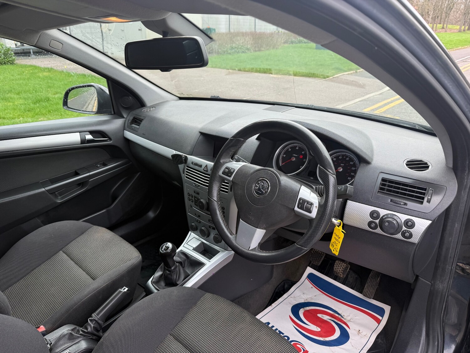 Used Vauxhall Astra Van 2012 for sale - 77815174: Photo 15