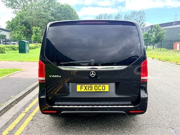 Used Mercedes-Benz V-Class 2019 for sale - 78777089: Photo