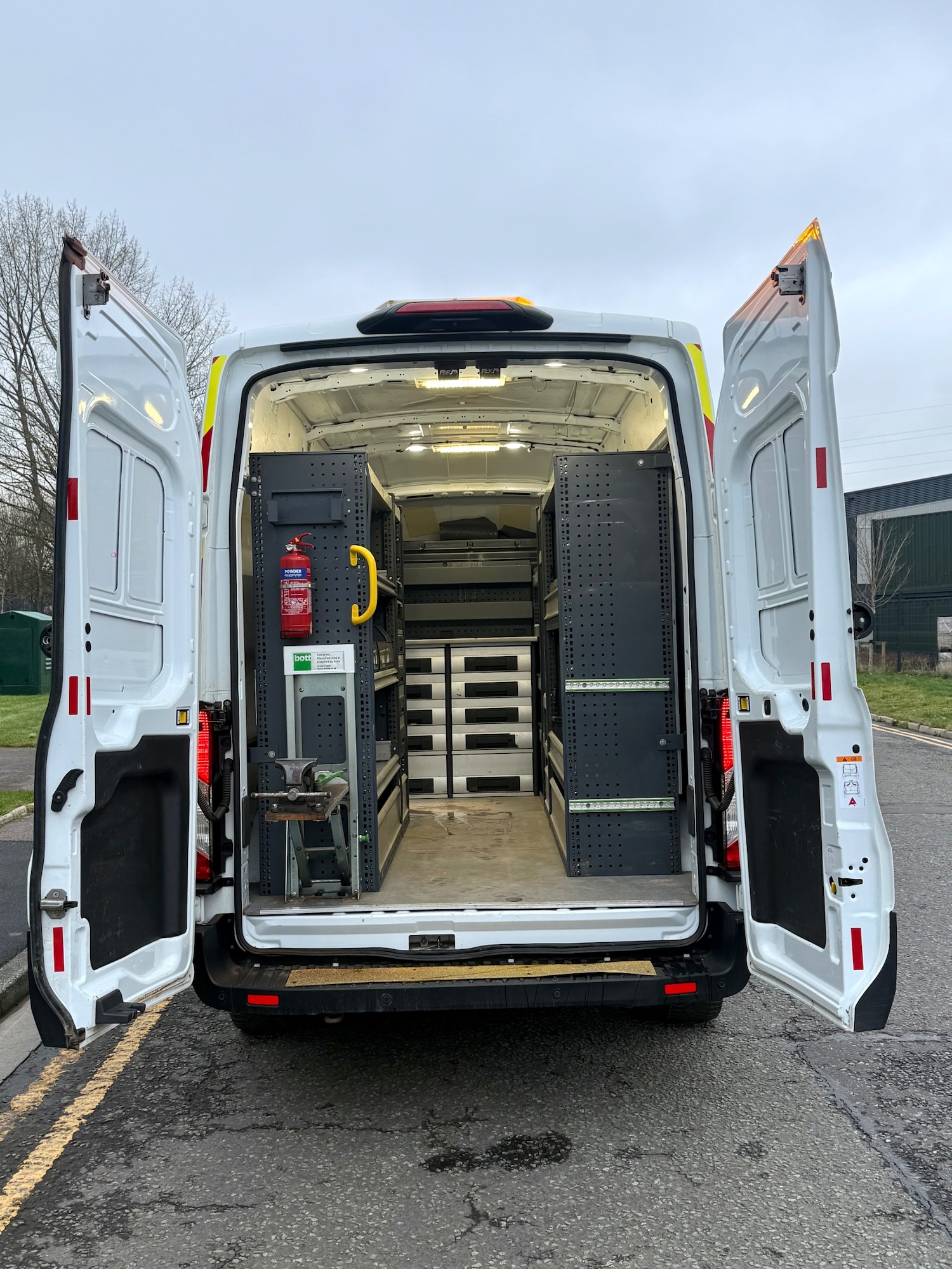 Used Ford Transit 2020 for sale - 77319132: Photo 4