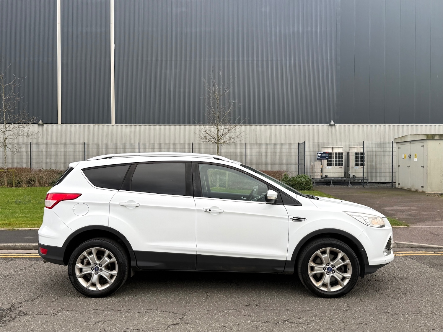 Used Ford Kuga 2013 for sale - 77494522: Photo 2