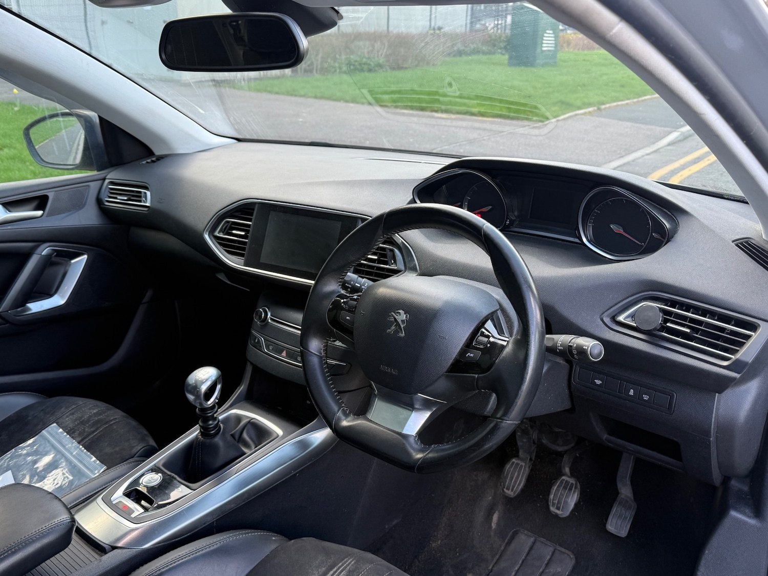 Used Peugeot 308 2014 for sale - 77836464: Photo 14