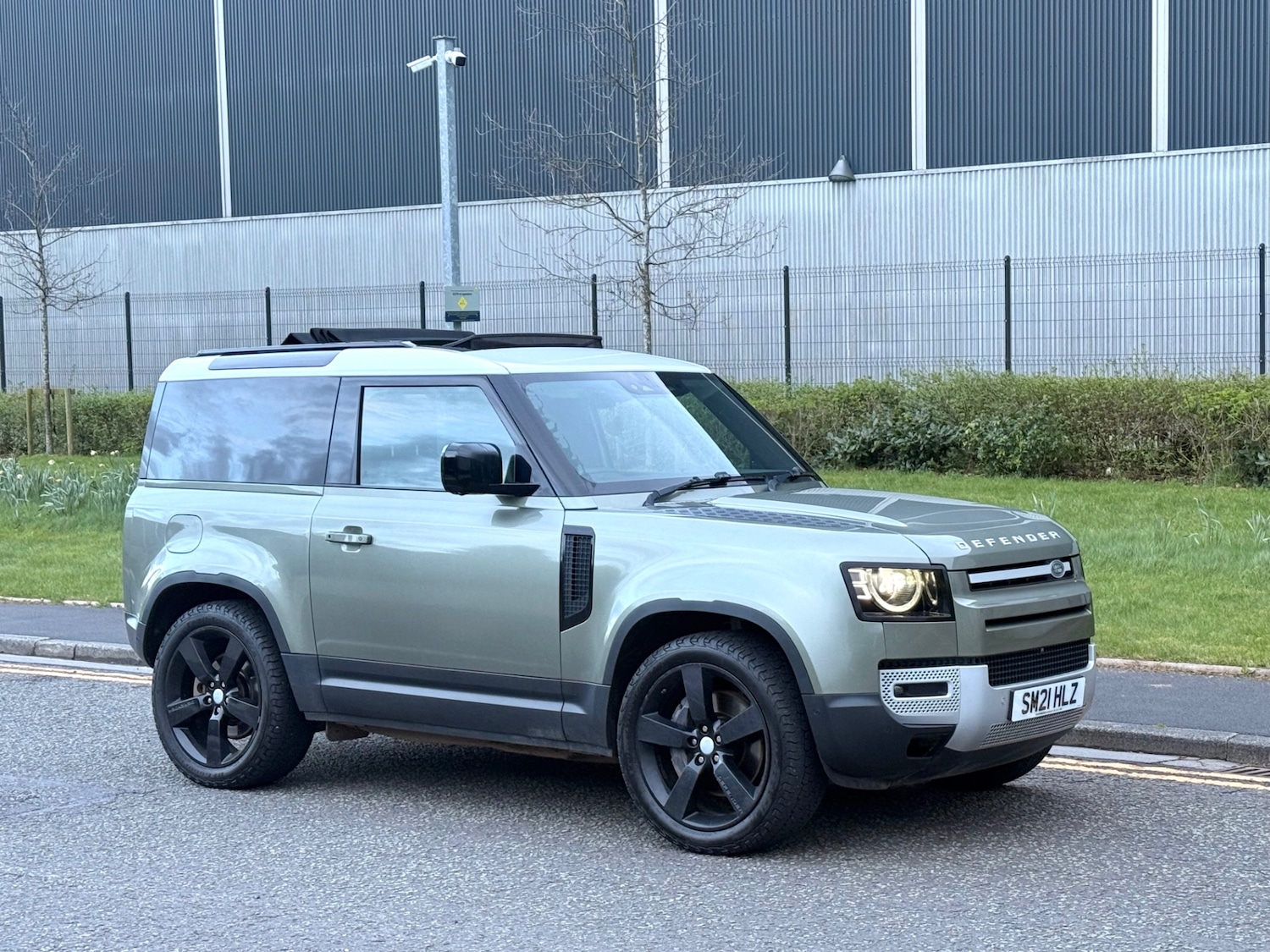 Used Land Rover Defender 2021 for sale - 78213730: Photo 10