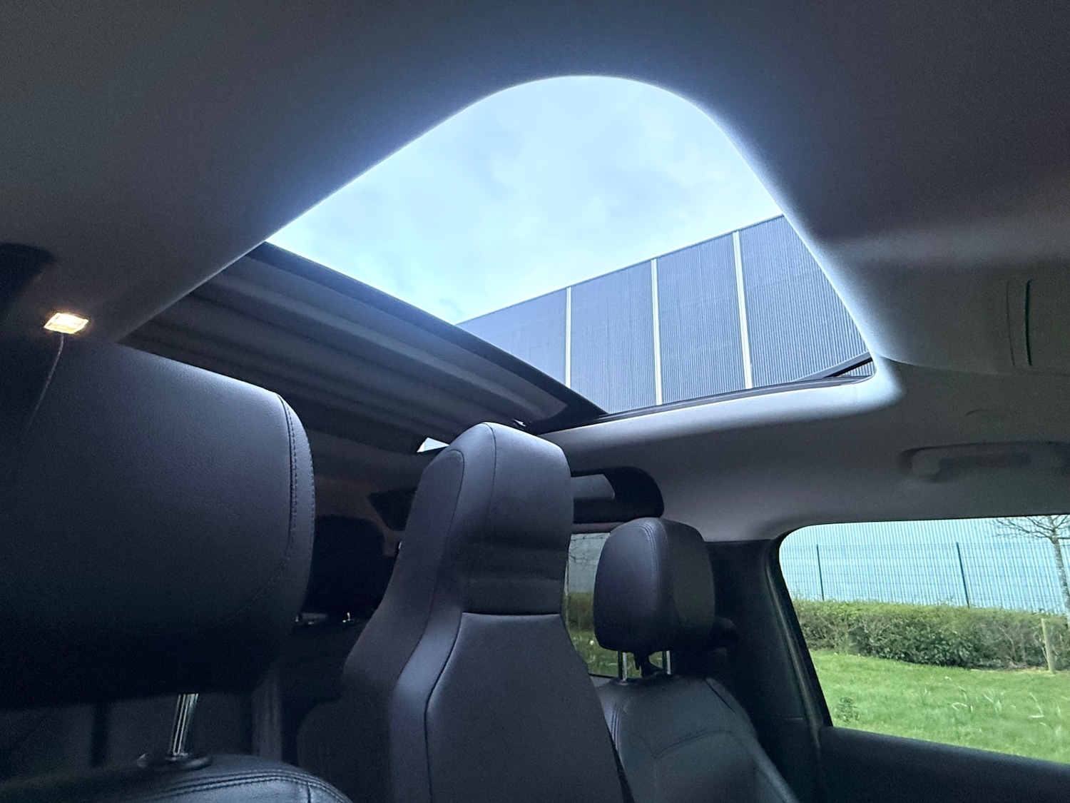 Used Land Rover Defender 2021 for sale - 78213730: Photo 18