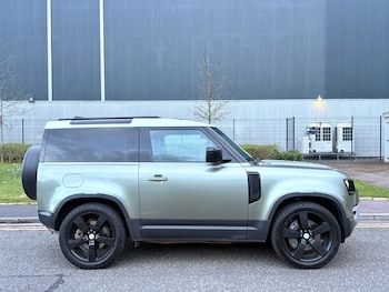 Used Land Rover Defender 2021 for sale - 78213730: Photo