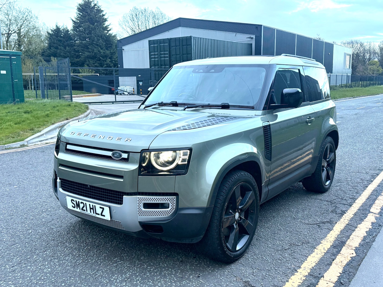 Used Land Rover Defender 2021 for sale - 78213730: Photo 7