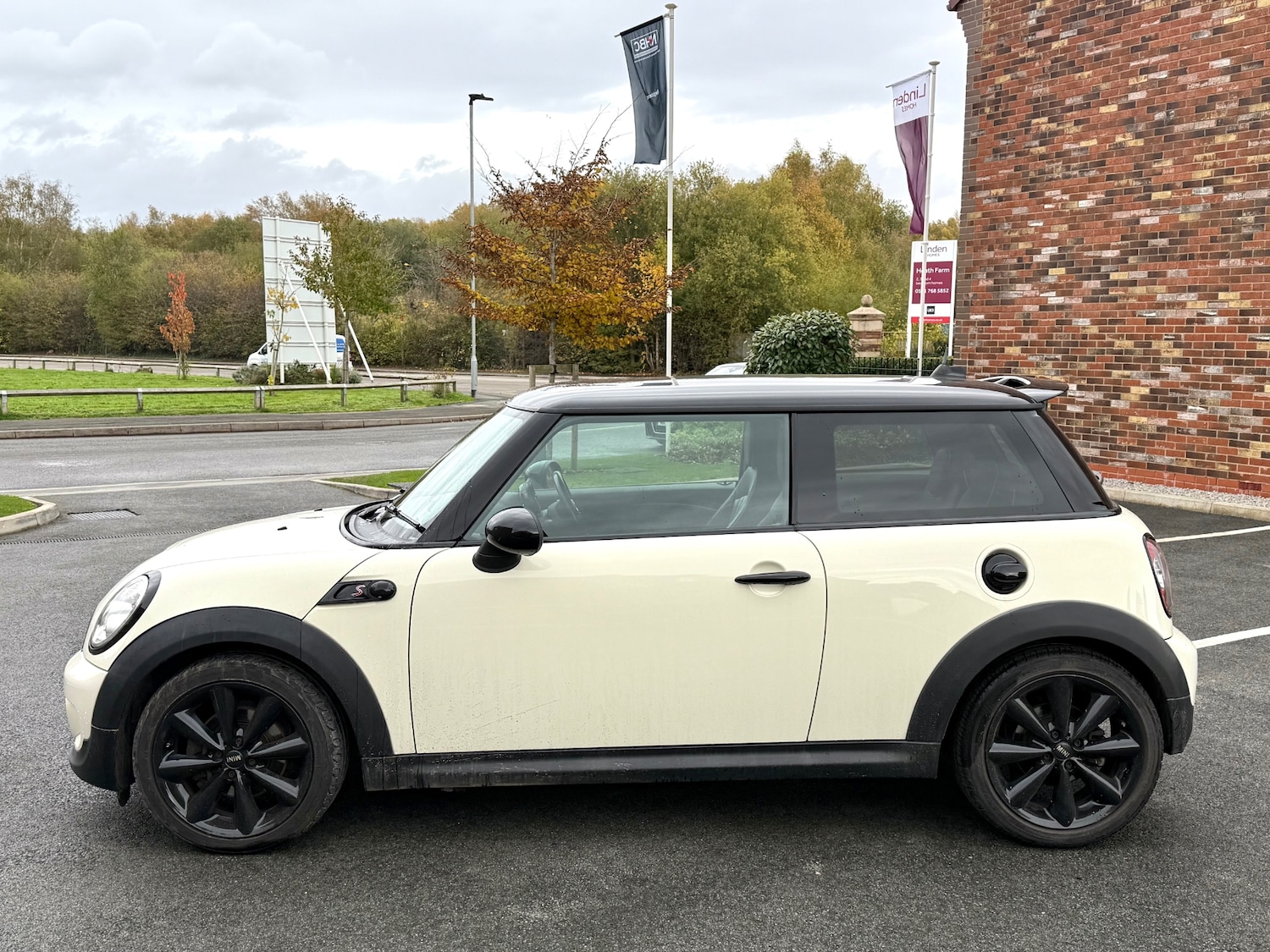 Used MINI Hatch 2012 for sale - 76426840: Photo 9