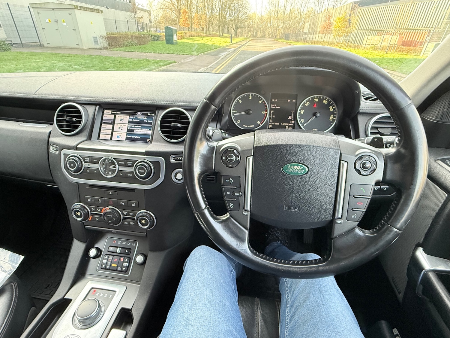 Used Land Rover Discovery 2013 for sale - 76652293: Photo 16