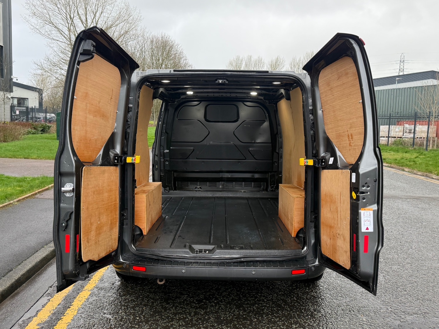 Used Ford Transit Custom 2019 for sale - 77877633: Photo 11